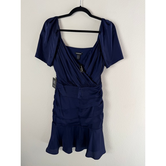 Express Dresses & Skirts - NEW Express Womens 6 Navy Satin Ruched Tiered Mini Dress Puff Sleeve